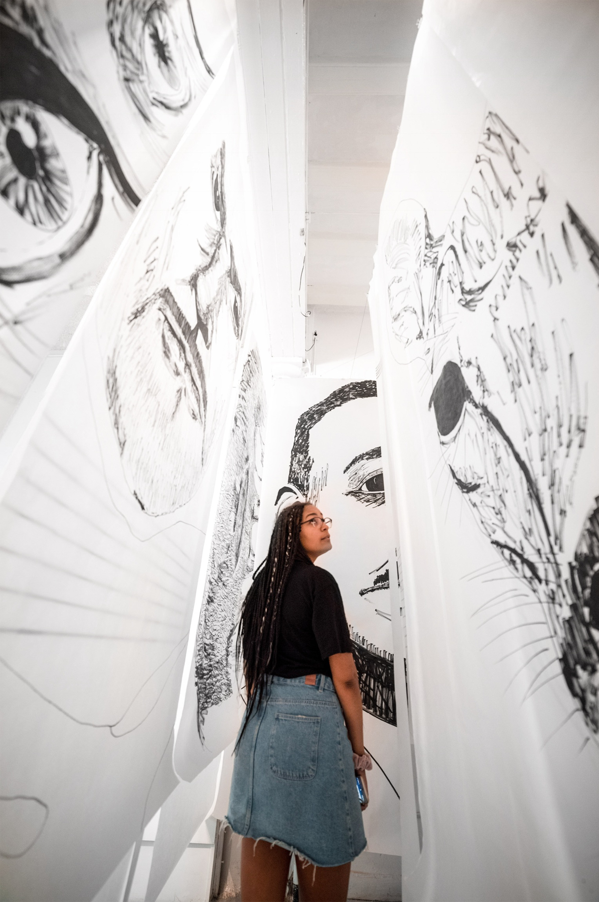 Raymond Gaston. Toward an Inevitable Ending — (3mx3mx5m) Acrylic on Paper — Labyrinth Installation