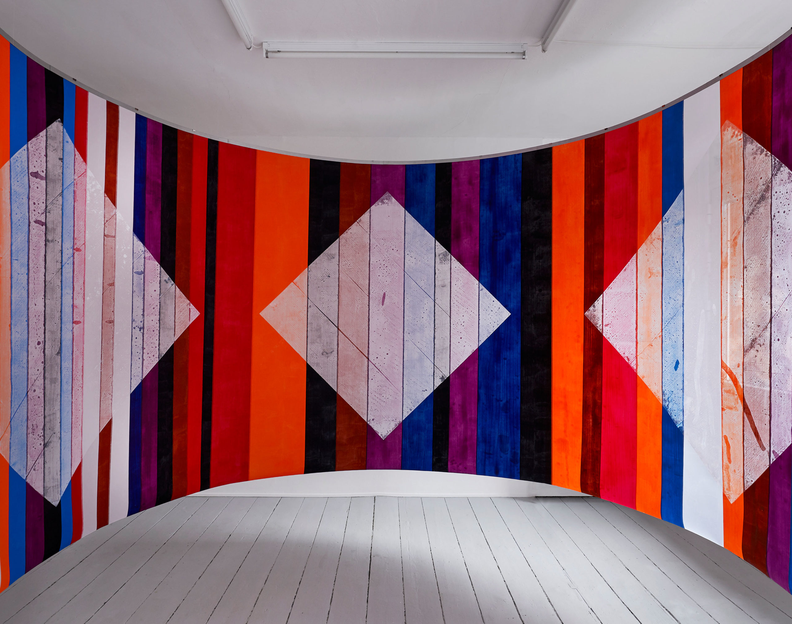 Ingrid Kaeseler, Crystalline Sphere