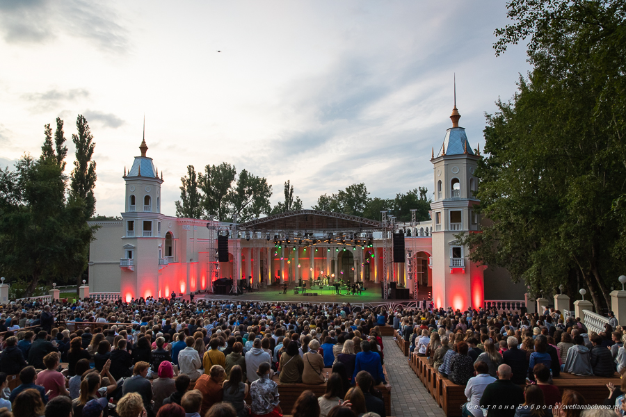 Optimystica Orchestra concert, 2019, photo courtesy of the artist