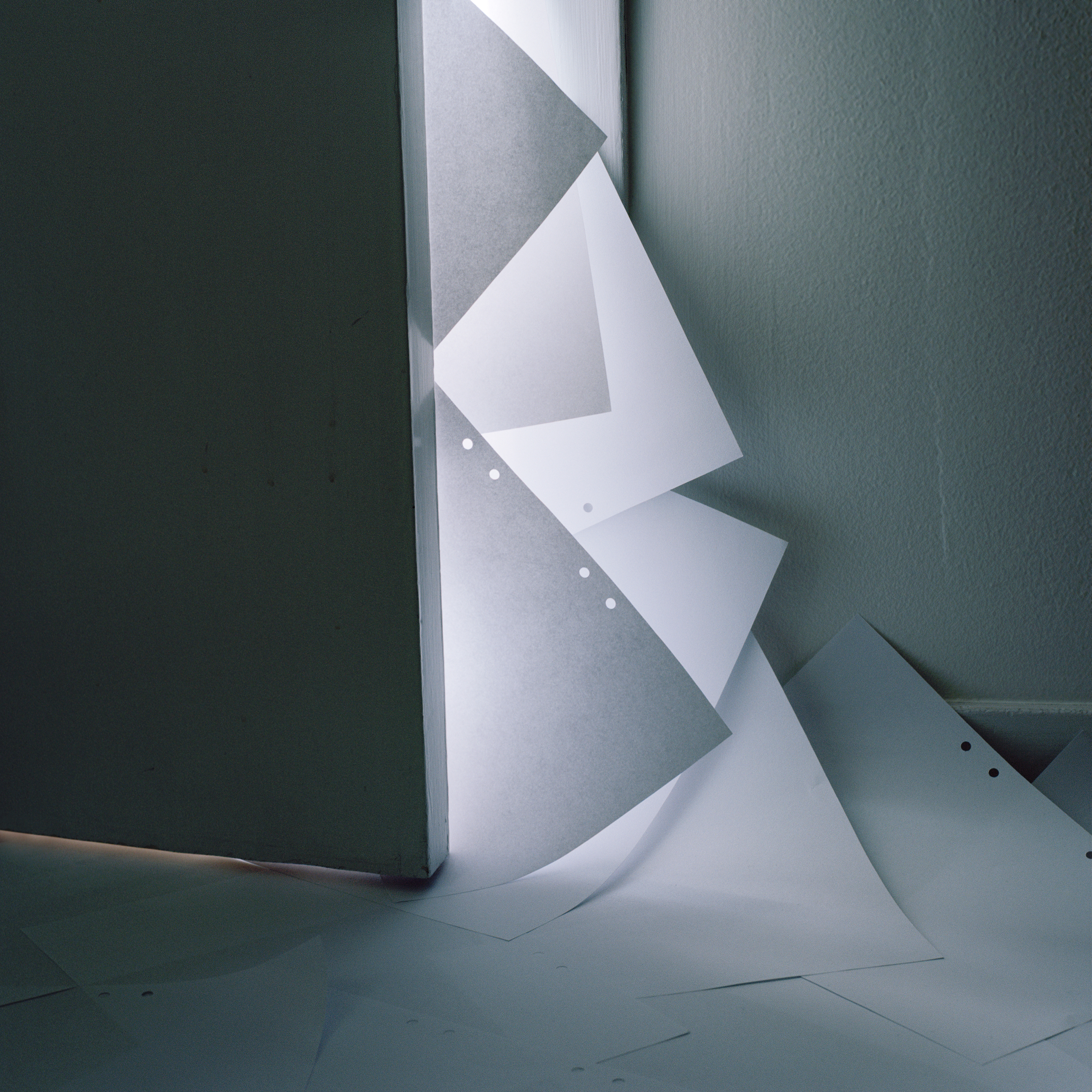 Lisa Landberg, White Noise, 50x50 cm, 2017