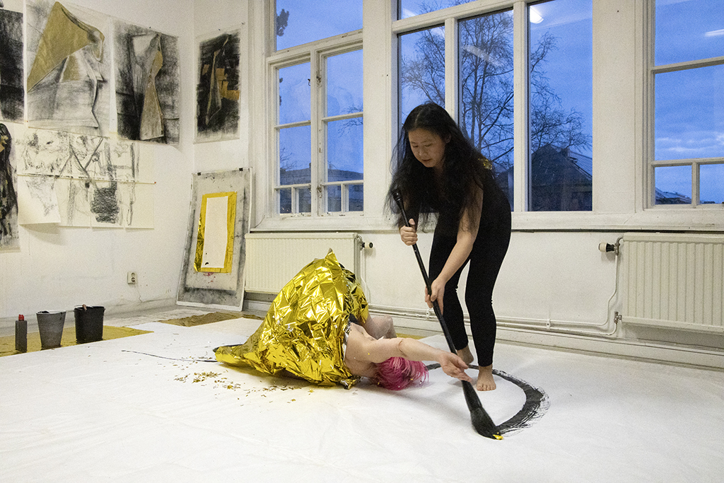 På bild: Yiyan Zhou och Bronja Novak Lundblad Copyright ©Lena Bühler, insta: @bu.laire.