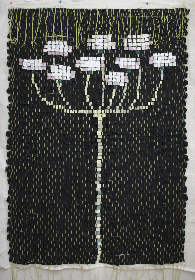 SONY Julie Skarland, Hundekjeks, 2021. Tekstil, vev med applikasjon. H:150 cm, B:105 cm.