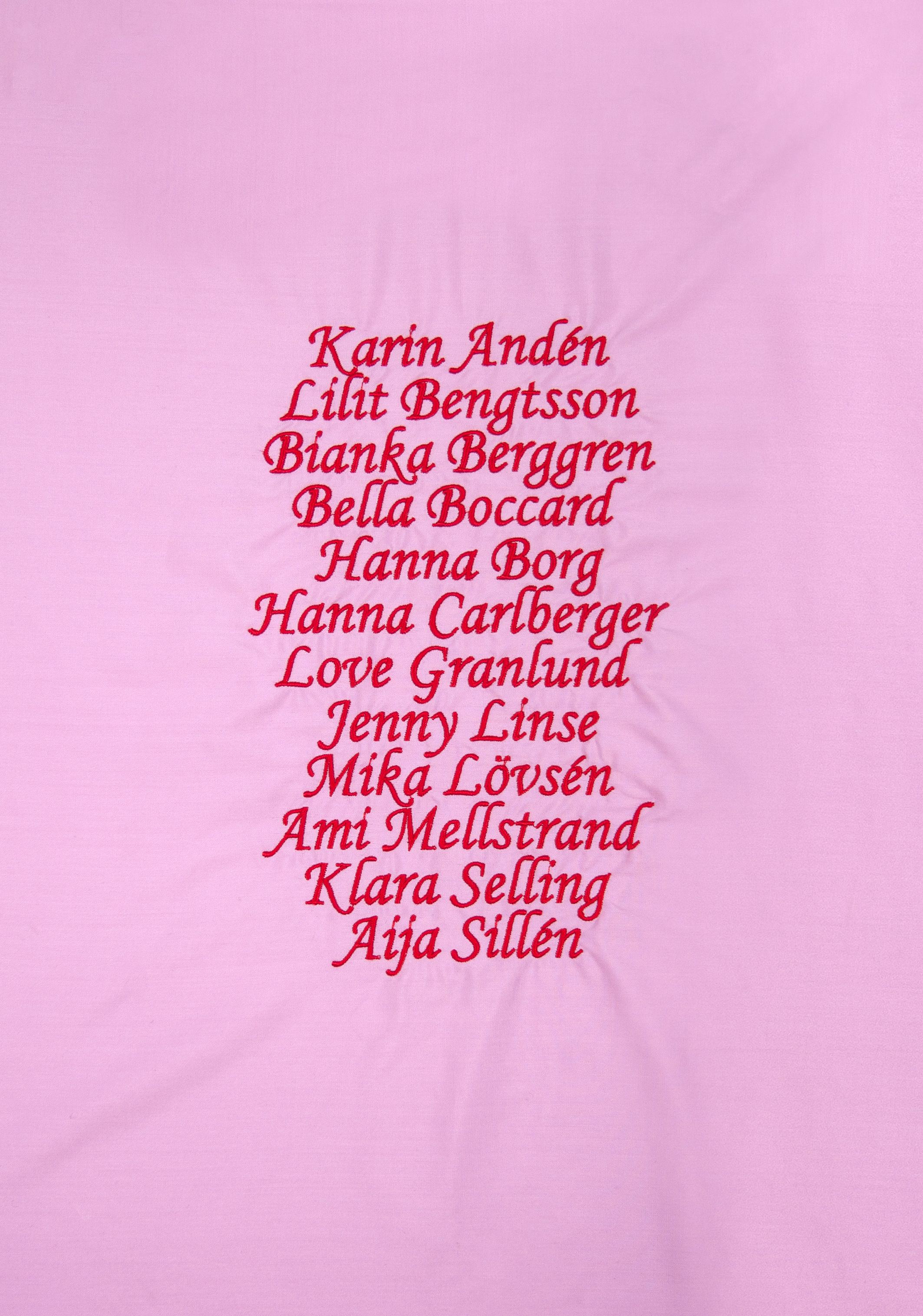 Hanna Carlberger, Medverkande. Textil, 2024. Fotograf: Mika Lövsén.