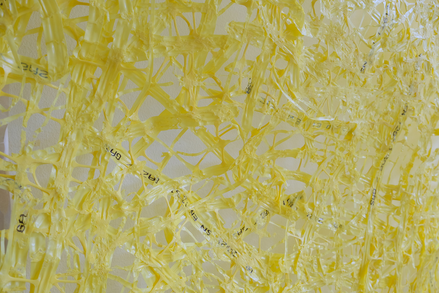 Ljubomir Popović, Gaslightning. Safety net for gaspipes / Fused plastic, 2024.