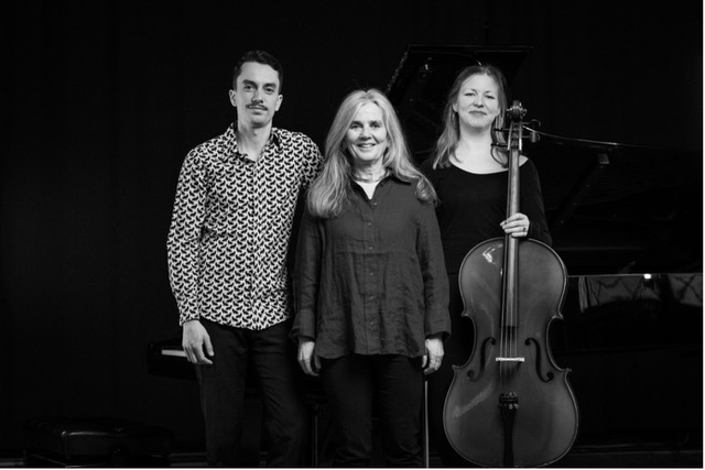 Bildtexter: Love Meyerson, Annkatrin Meyerson, Emma Augustsson.  Foto: Magnus Bergström