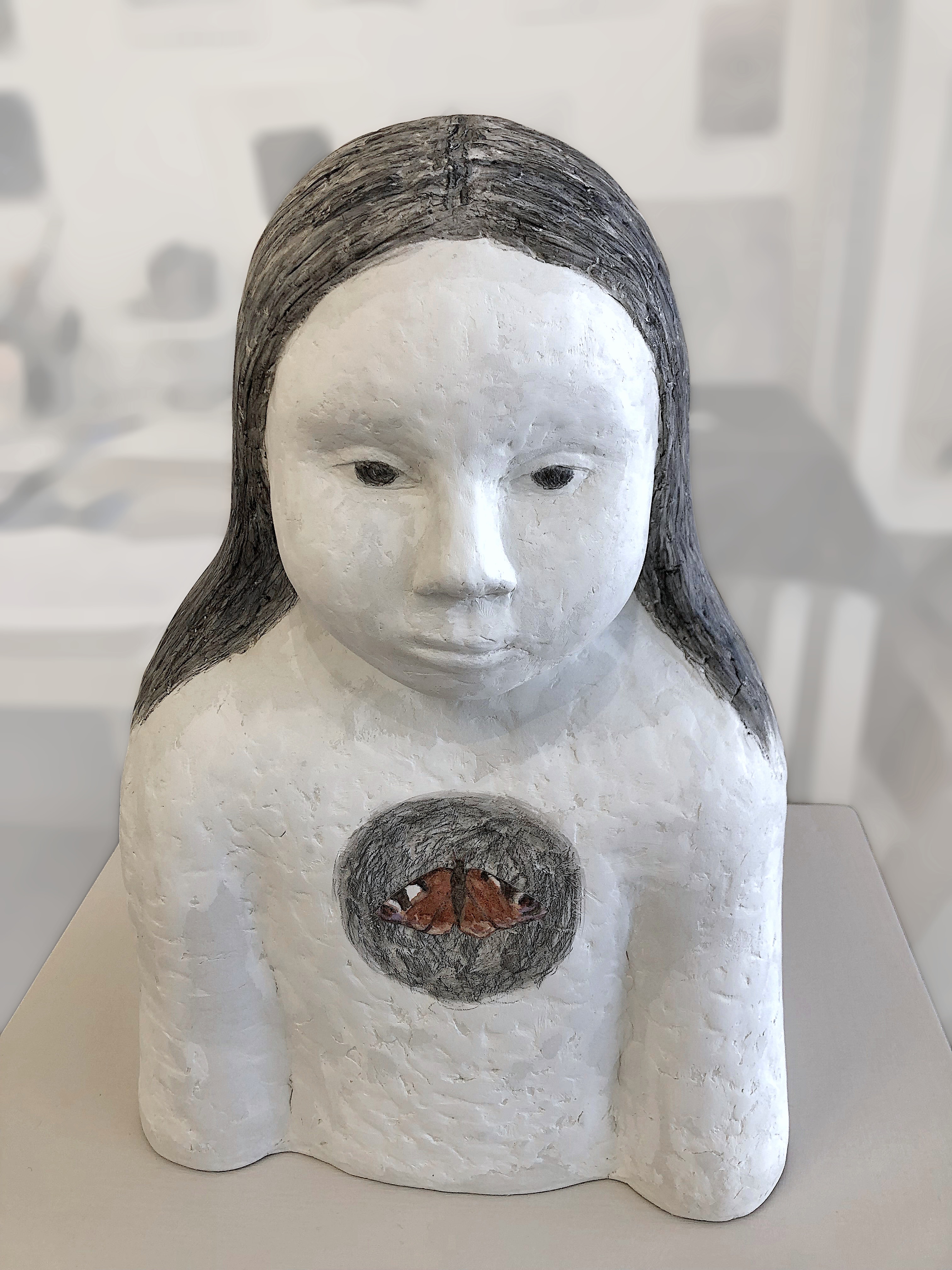 Petra Borén Supparo, Hjärtat, Skulptur i lera, papper, blyerts, färg mm, 2024