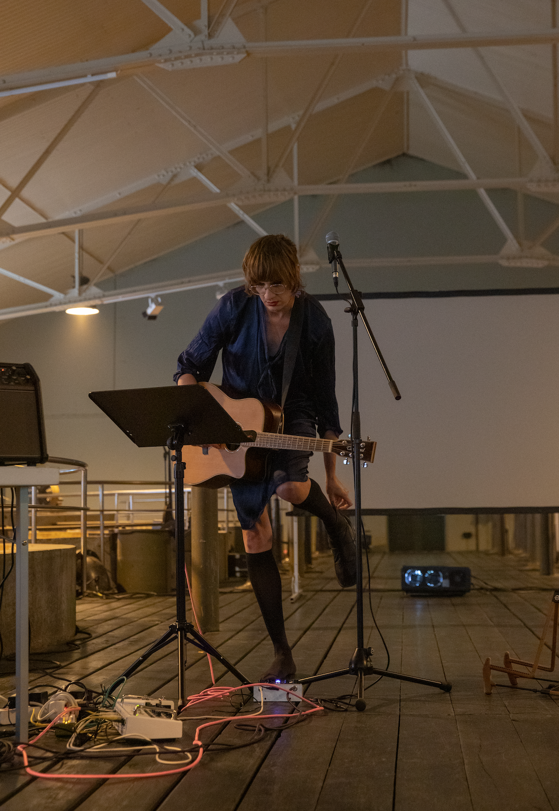 Mia Wennerstand performing at Drifts Festival 2023, Helsinki, at Museum of Technology. 
Photo by Aala Nyman